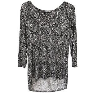 Dahlia Black White Paisley Floral Boho Chic Scoopneck Long Sleeve Blouse Medium
